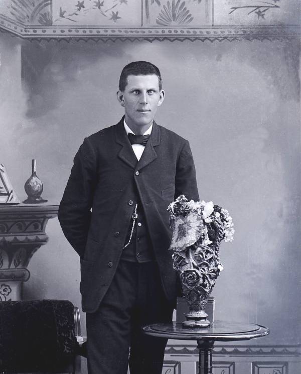 Glass Negative Photos B : Manitowoc County, Wisconsin Genealogy